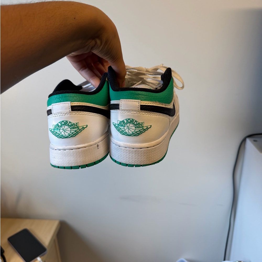 Nike Air Jordan 1 low “Lucky Green” - Picture 6 of 8